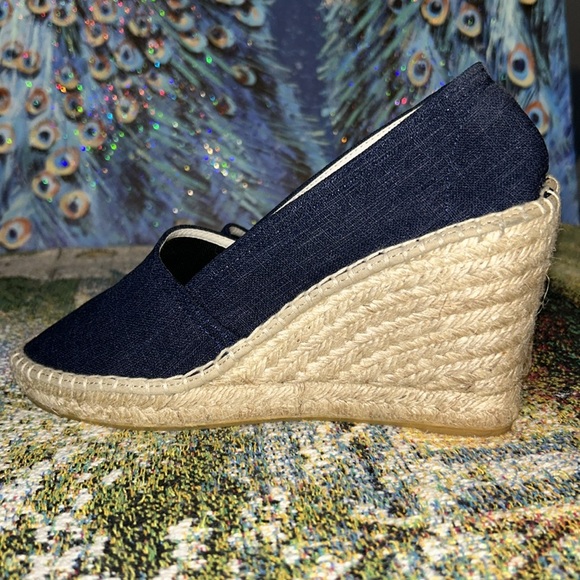 Neiman Marcus Size 8 Denim Wedge Espadrilles - Picture 6 of 14